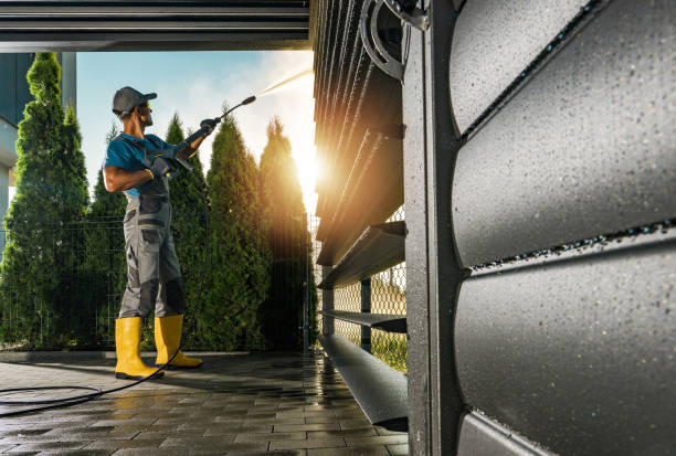 Why Choose Our Certified Pressure Washing Experts for Your Project Needs in Leadwood, MO?